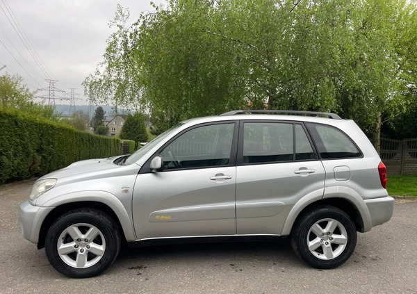 Toyota RAV4 cena 15900 przebieg: 219000, rok produkcji 2003 z Sobótka małe 137